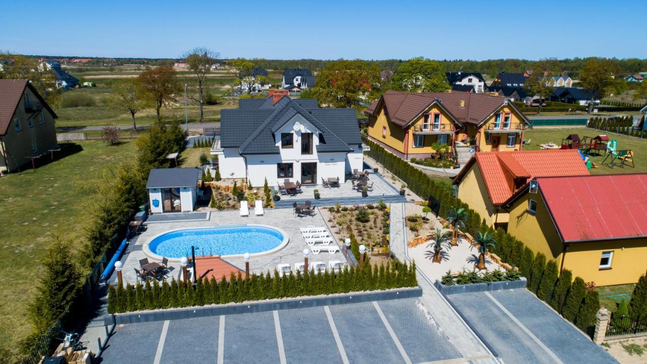 Apartamenty Rozany Ogrod Łeba Exteriör bild
